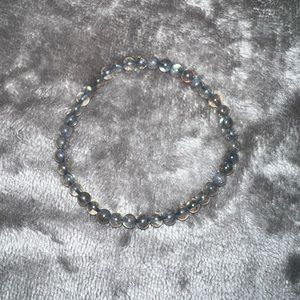 Dainty Labradorite Stretch Bracelet